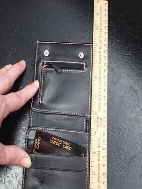 Womens Wallet NEW w/o tags